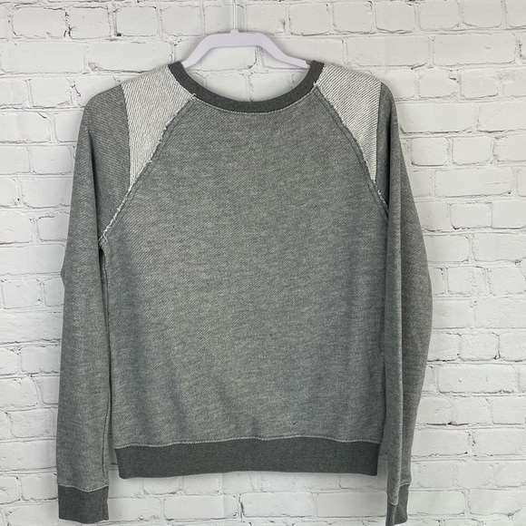 Victoria’s Secret Love Pink Gray “PINK” Graphic Pullover Sweatshirt Size Small - Picture 2 of 6